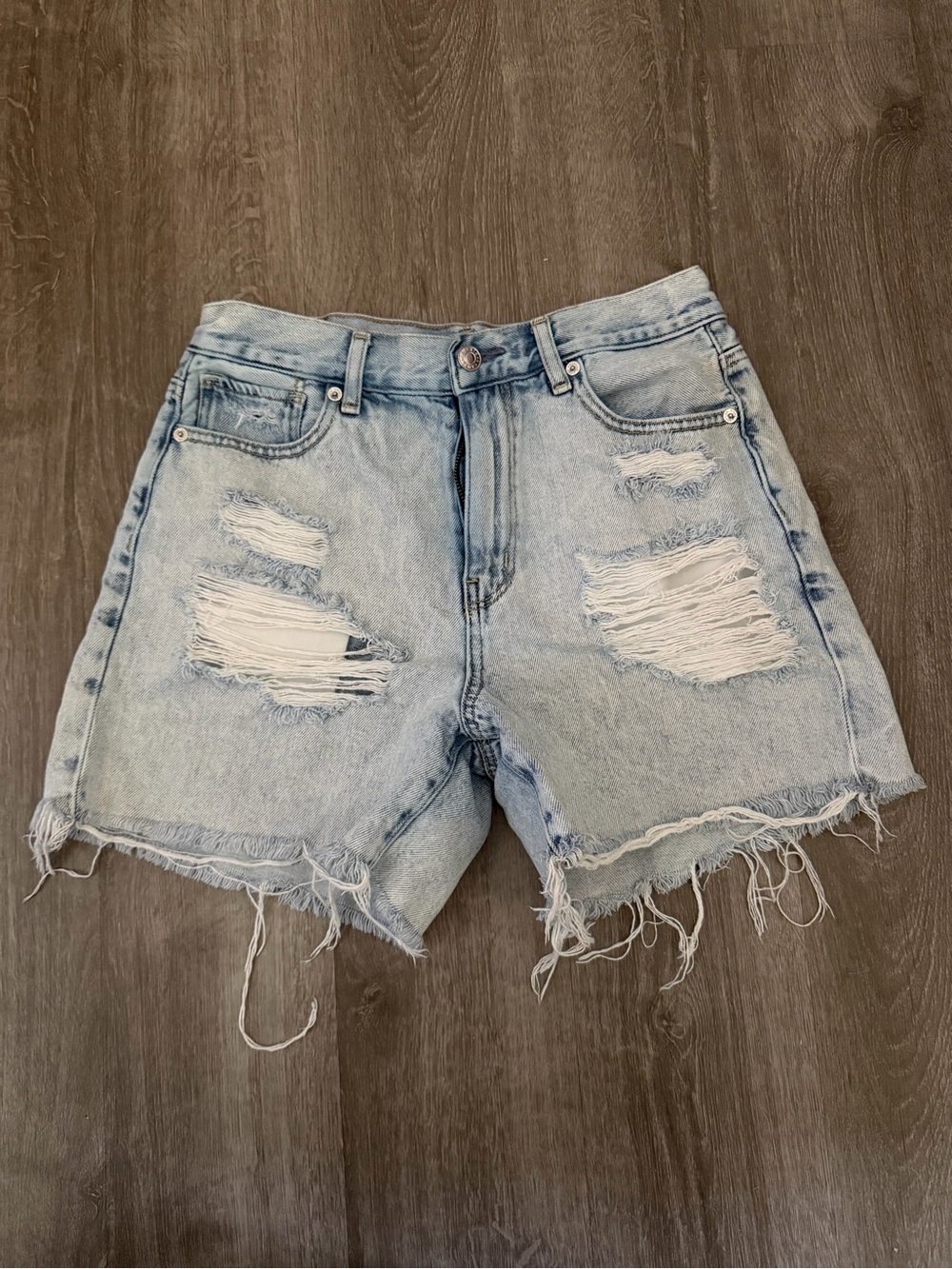 American Eagle Mom Jean Shorts Size 4